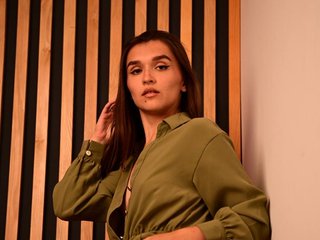I Am A Brunette! At BongaCams I'm Named Kylie-Blackmoon