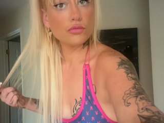 I'm A Sex Webcam Attractive Female And My Age Is 32 Years Old! I Am A Blonde