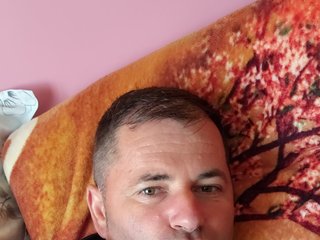I Am A Brunette! My BongaCams Model Name Is VarunHot4You