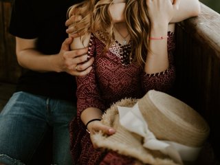 Live трансляция Hotswife - Runet.cam