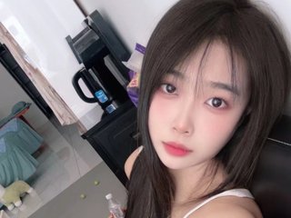I Am A Brunette! I'm A Sex Cam Desirable Sweet Thing