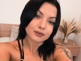 evacriss profile