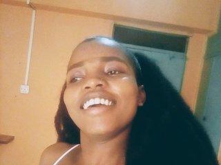 I'm 24 Years Old! A Camwhoring Pretty Sweet Thing Is What I Am And At BongaCams I'm Named Pretty-b