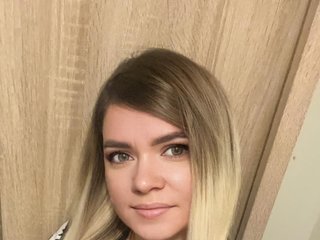 20 Is My Age, I Am Named Crystal00Lady