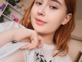 DreamGirlUna profile