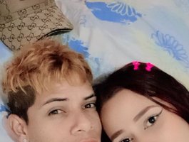 LindaandBrianLive Webcam