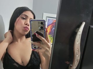 A Live Webcam Alluring Sweet Thing Is What I Am And My Model Name Is Lylizodon