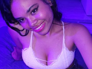 I Am A Brunette, My Model Name Is SeleneKinky