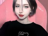 Luvsoak (21, White Cam Girl) performing deepthroat.