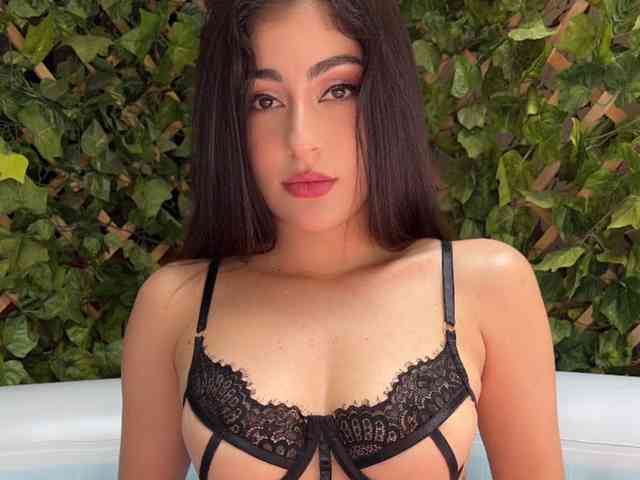 Alaya-Cute