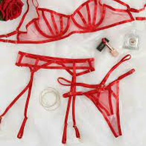 LINGERIE
