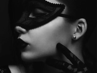 I'm A Live Cam Sexy Gal And I'm 26 Yrs Old