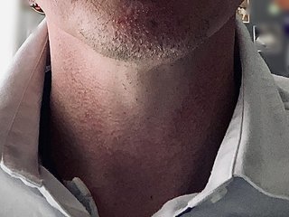 My Name Is NottsRJ74 And I Am A Brunette