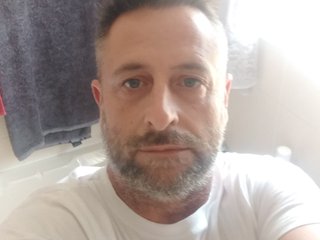 I Am A Brunette And I Am From Rome