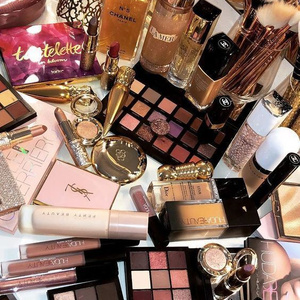 MORE MAKE UP♥