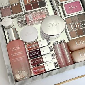 MAKEUP SET