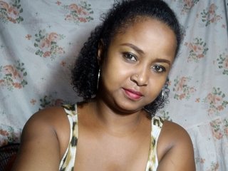 I Live In Toamasina And I'm 25, I Am A Brunette