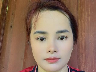 I Am A Brunette And I'm 28 And Ha Noi Is Where I Live