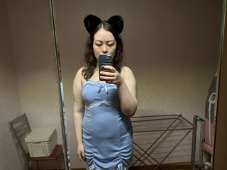 I just always take photos in this mirror