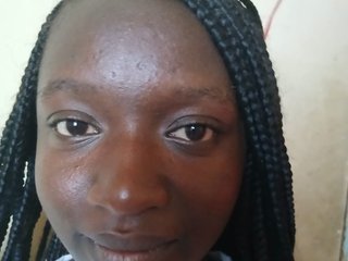 My Name Is Laqueensy! I'm 23 Years Old