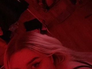 I'm 19 Years Of Age, My BongaCams Model Name Is Alananix! A Camwhoring Gorgeous Hottie Is What I Am