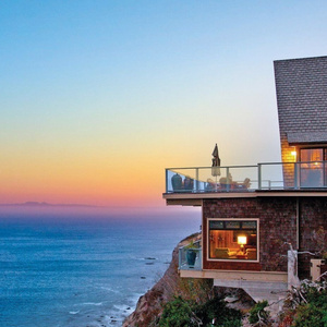 A house by the sea