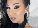 Exoticbauty (37, White Cam Girl) performing squirt.
