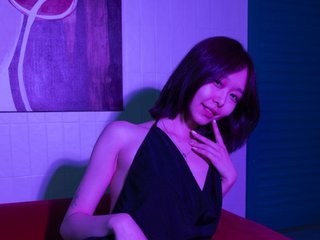 I'm 19 Years Of Age And My BongaCams Model Name Is LilianHarrell, I'm A Sex Cam Attractive Girl