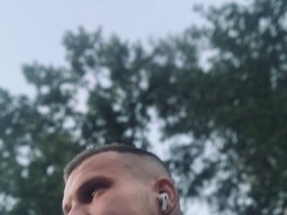 I Am A Blonde, My Name Is Misterdat, My Age Is 25 Yrs Old