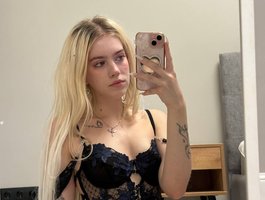 ShawtyLolaLive Webcam