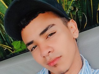 I Am A Brunette, I Come From BogotÃ, D.c., My Name Is Andreshots