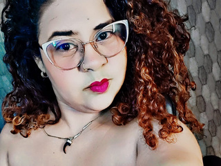 Let red be the sexiest thing in your day