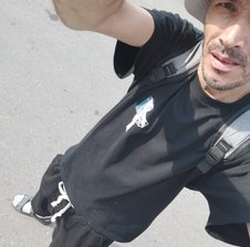 Ali9889