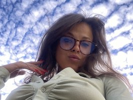 LolaOne profile