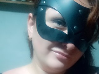 I'm 37 Years Of Age! A Sex Chat Dreamy Woman Is What I Am