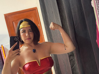 sexy wonder woman