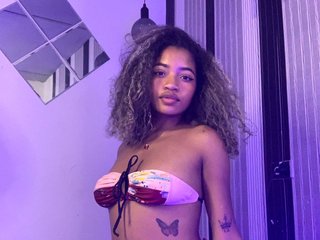 I'm A Camwhoring Dreamy Honey And At BongaCams People Call Me The-sexy-gooddes! I Am A Brunette