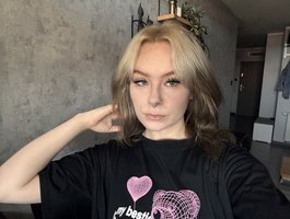 kissScarlet profile