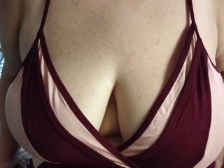 I'm 38 Yrs Old! A Camming Suave Hottie Is What I Am And I Am A Blonde