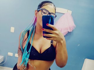 31 Is My Age, My BongaCams Model Name Is Luna-brown And I Am A Brunette