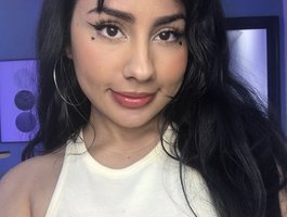 SelenaCat profile