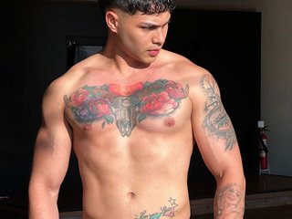 At BongaCams People Call Me Camiloflores, I Am From Cali