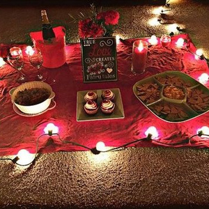 ROMANTIC DINNER