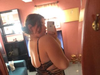 I'm 19! A Live Webcam Dreamy Sweet Thing Is What I Am, I Am A Brunette