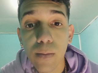 I'm 25, I Am From Puerto Montt