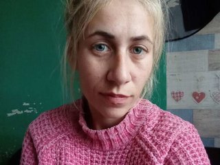 At BongaCams I'm Named GraceReeves And I'm 20 Years Of Age! I Am A Blonde