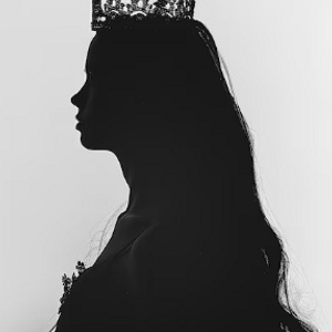QUEEN OF QUEENS