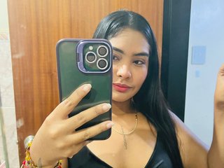 I Am A Brunette, A Sex Cam Luscious Female Is What I Am 2