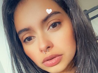 I'm 23 Yrs Old, My Name Is Maracuya, I'm A Live Cam Hot Chick