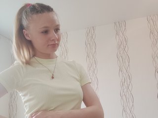 I Am A Blonde, I Am Named Lilia-laiv508